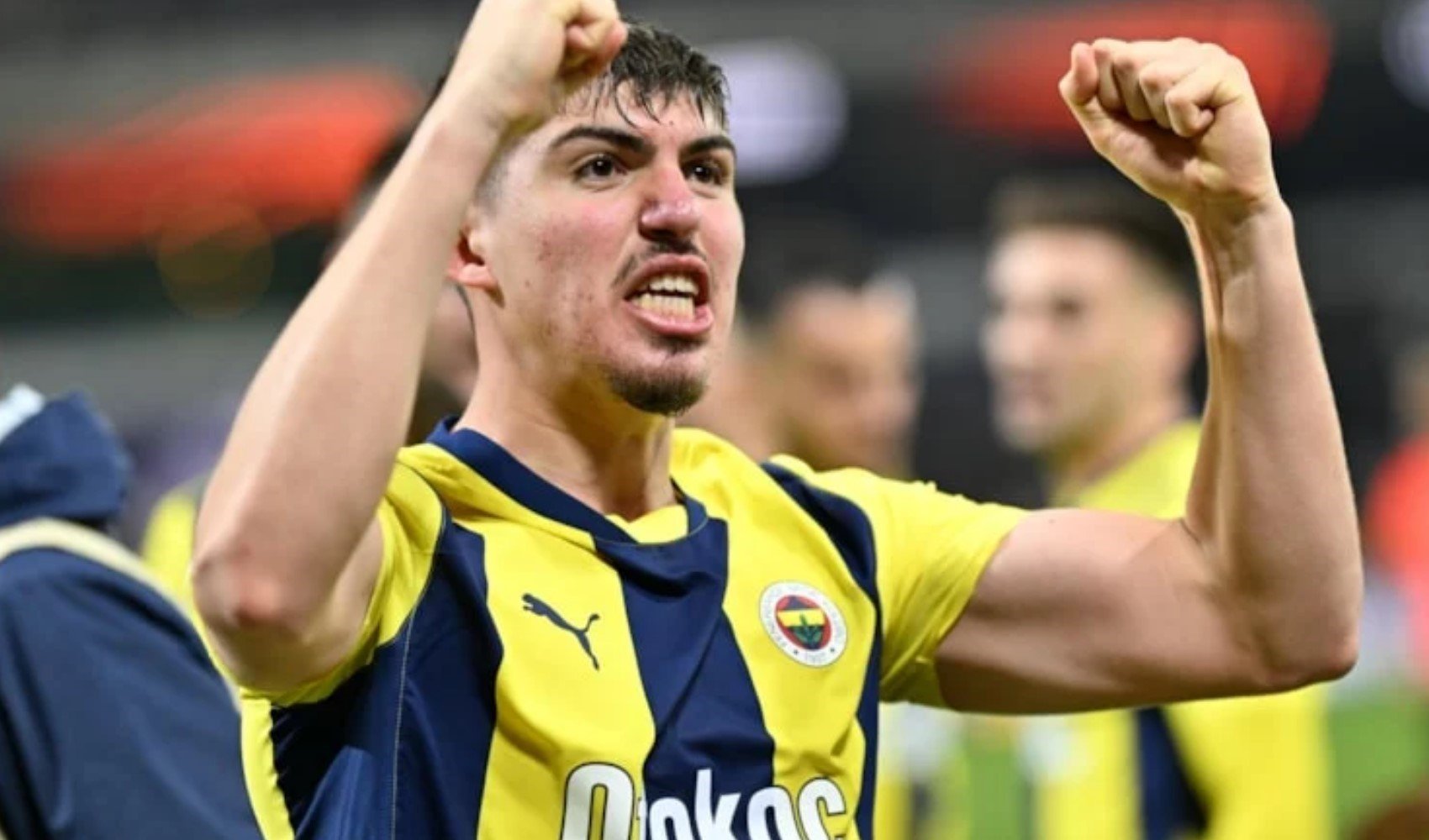 Fenerbahçe'den Yusuf Akçiçek’e dev zam! Yeni maaşı dudak uçuklattı
