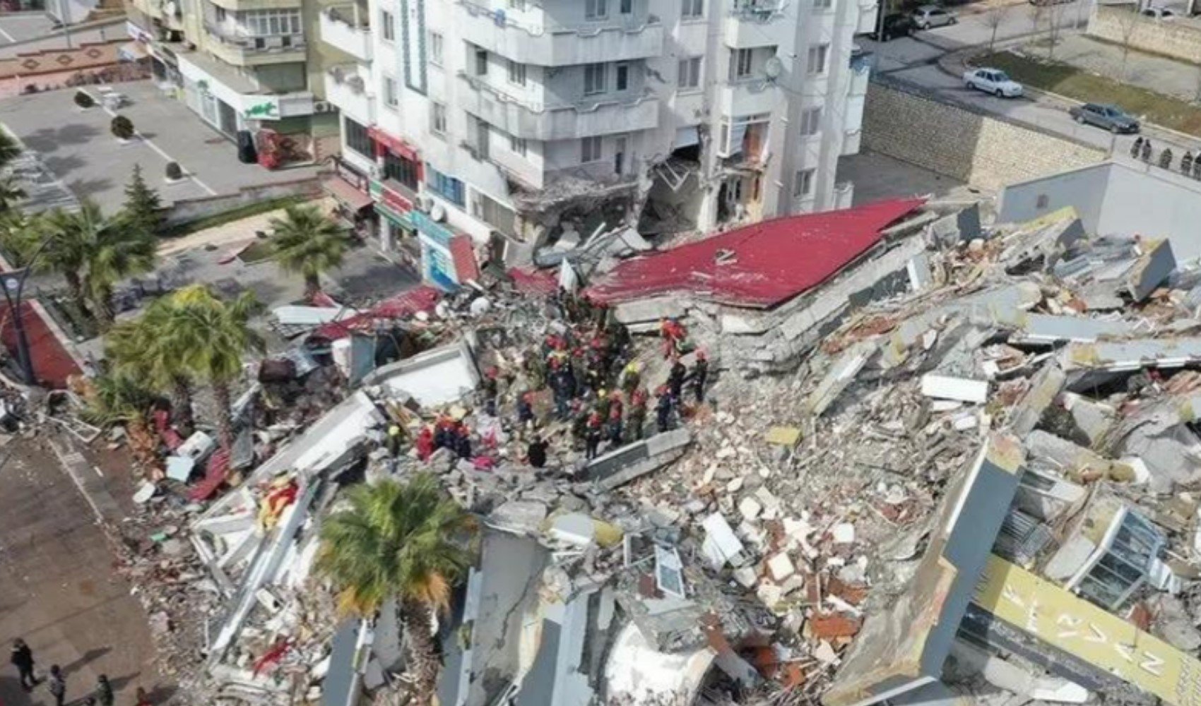 Bahadır Özgür, Ezgi Apartmanı davasındaki tahliye kararına yapılan itiraza dikkat çekti Bahadır Özgür, Ezgi Apartmanı davasındaki tahliye kararına yapılan itiraza dikkat çekti