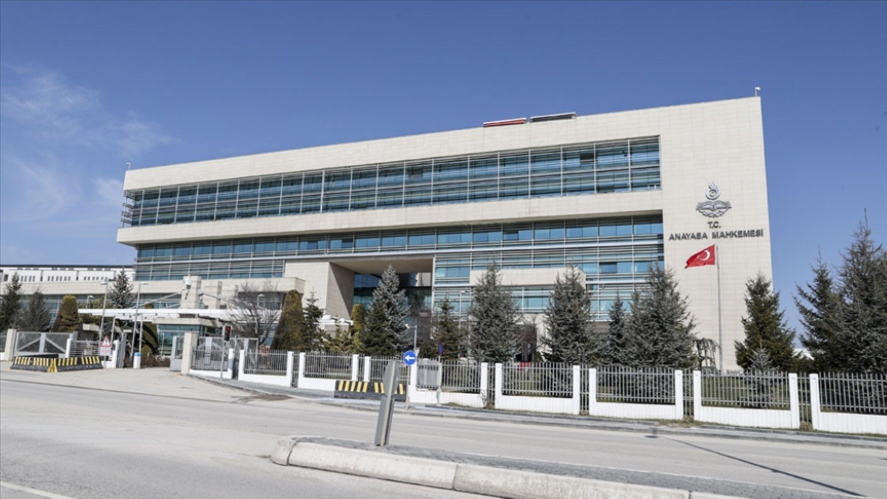 Anayasa Mahkemesi'nden dikkat çeken mali denetim raporu: CHP'ye ceza geldi!