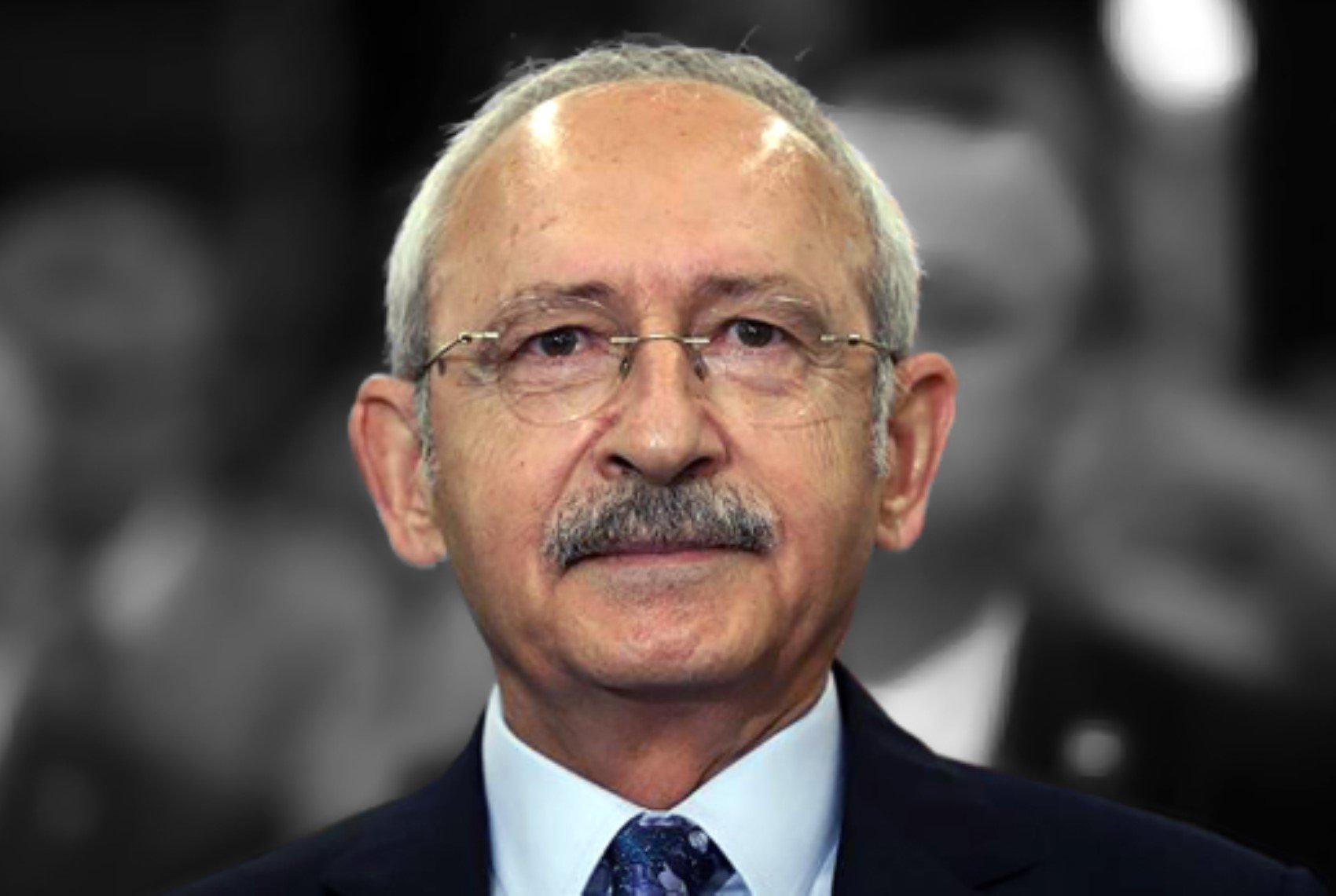 Kemal Kılıçdaroğlu, yandaş medyanın manşetlerini süsledi: Karikatürlü destek!