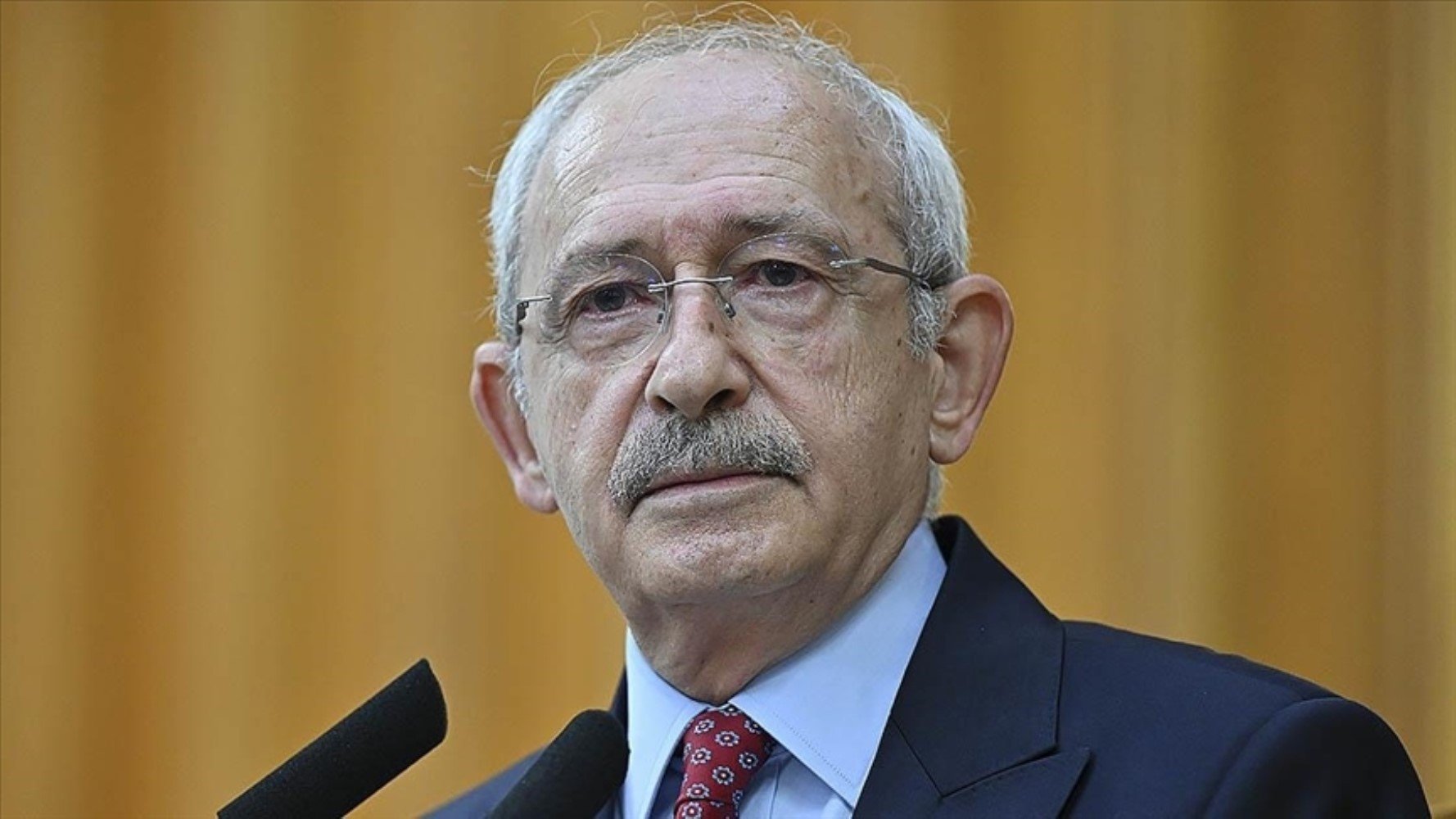 Kemal Kılıçdaroğlu, yandaş medyanın manşetlerini süsledi: Karikatürlü destek!