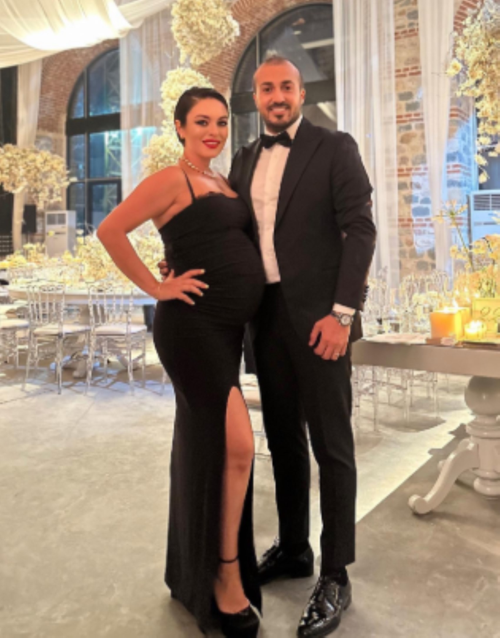 Ezgi Mola ve Mustafa Aksakallı'dan şoke eden karar! Boşandılar