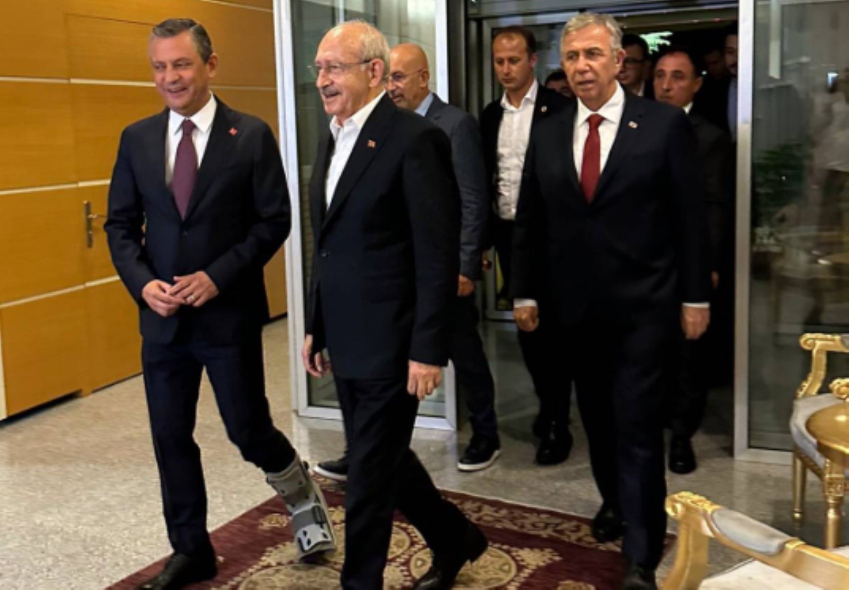 Fatih Altaylı’dan Silivri günlüğü... Mansur Yavaş iddialarını bir kez daha gündeme getirdi: 'Bu bilgiyi Özgür Özel'e de sordum' diyerek açıkladı