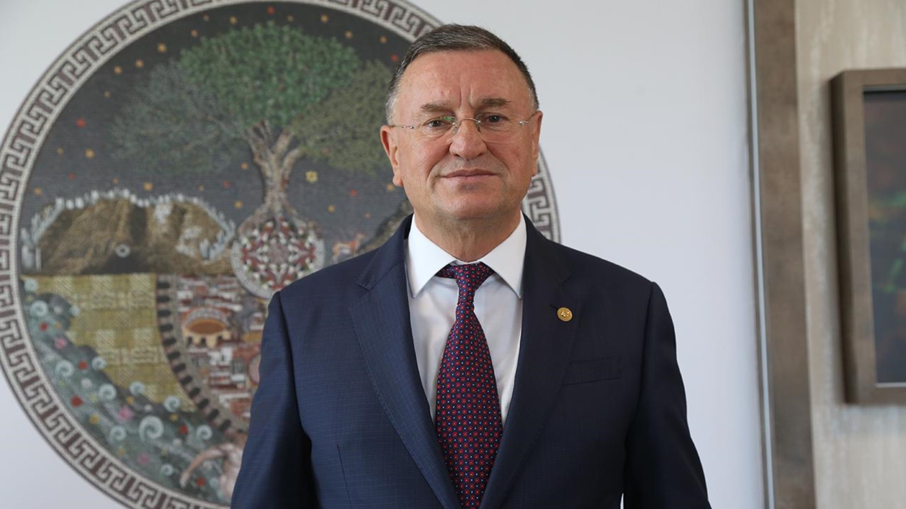Yandaş medyanın dili değişti: Yeni Akit'in Kılıçdaroğlu 'sevgisi' sürüyor