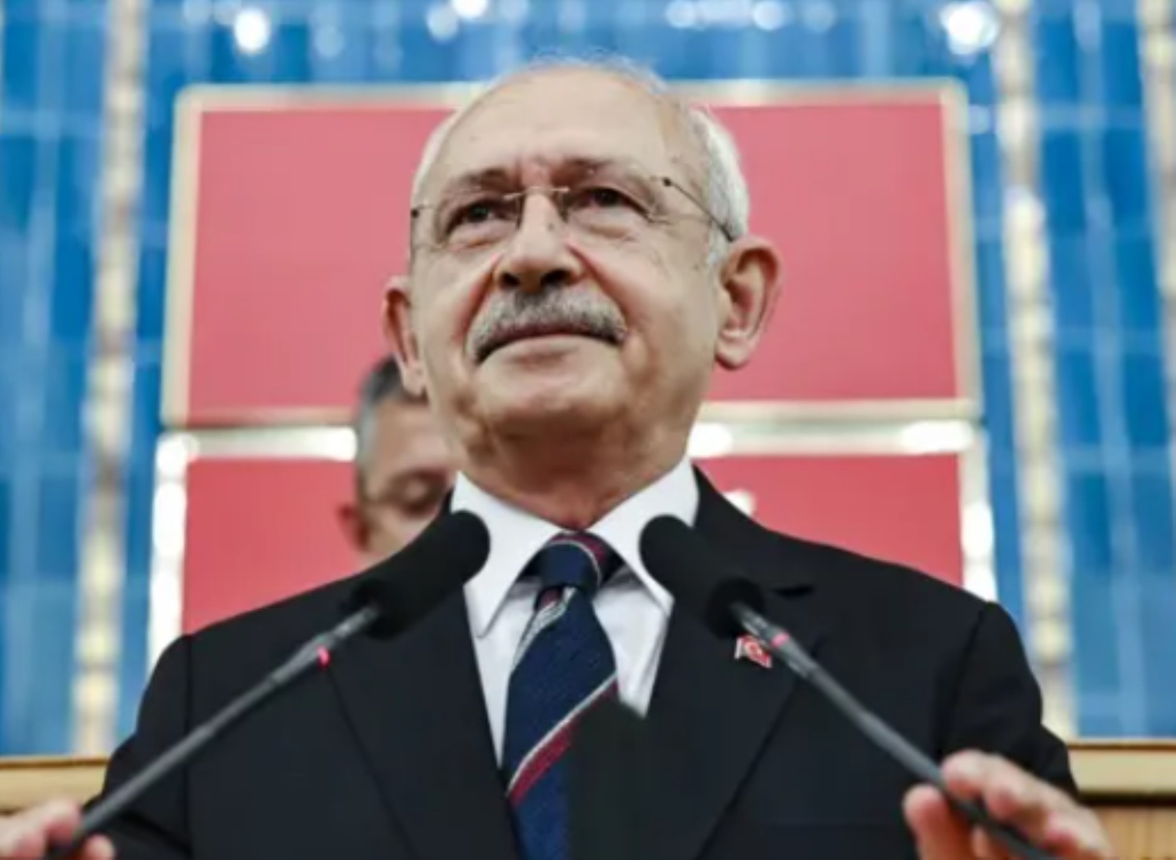Yandaş medyanın dili değişti: Yeni Akit'in Kılıçdaroğlu 'sevgisi' sürüyor