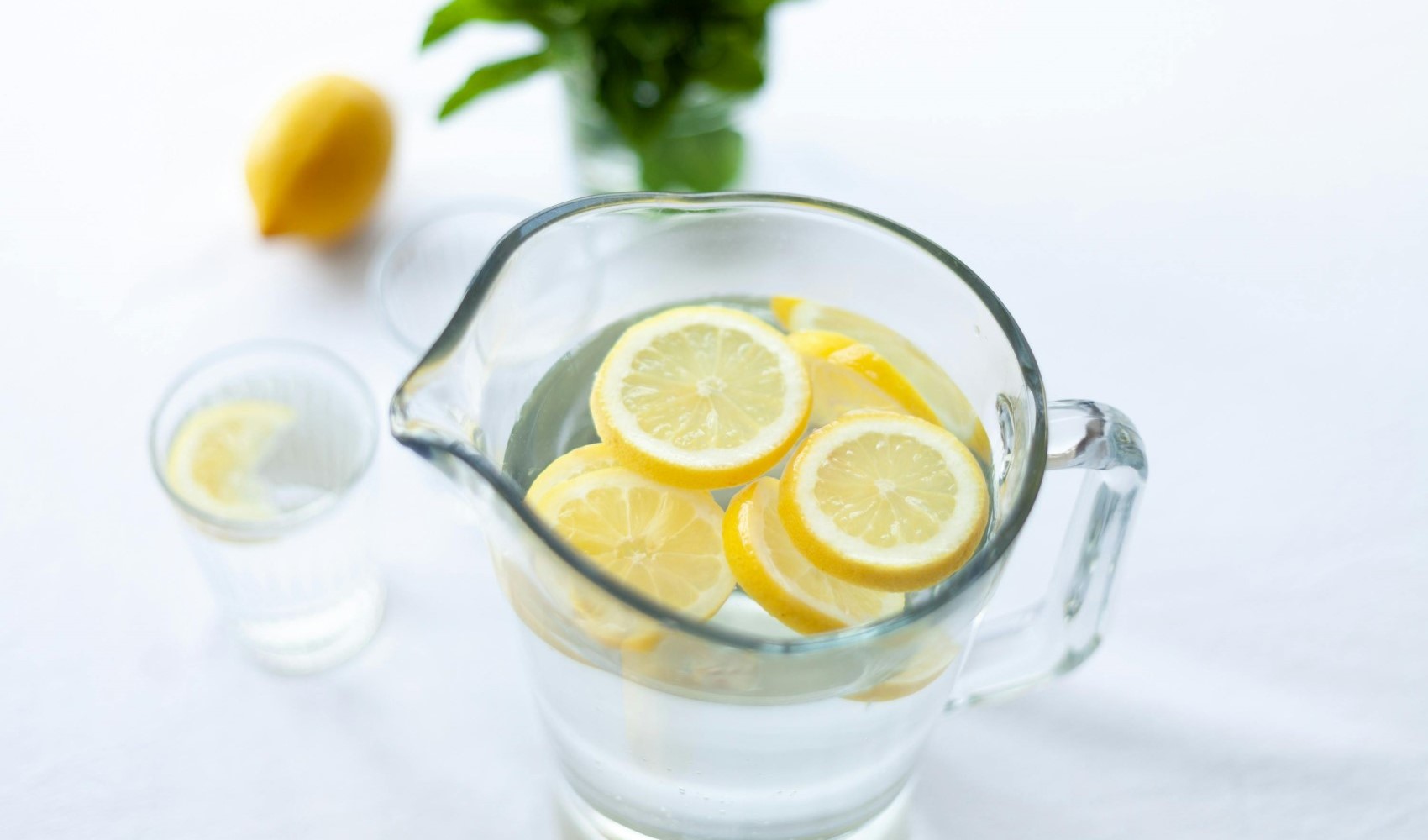 Kilo vermede limonlu su mu yoksa sirkeli su mu daha etkili?