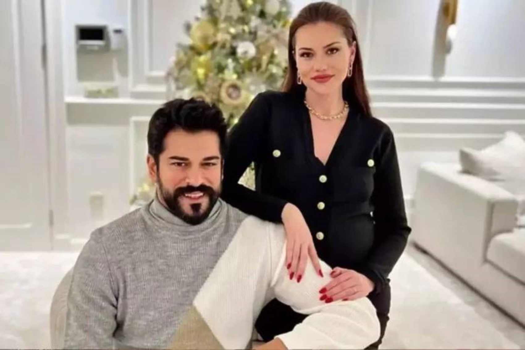Fahriye Evcen 39. yaşını yeni imajıyla kutladı