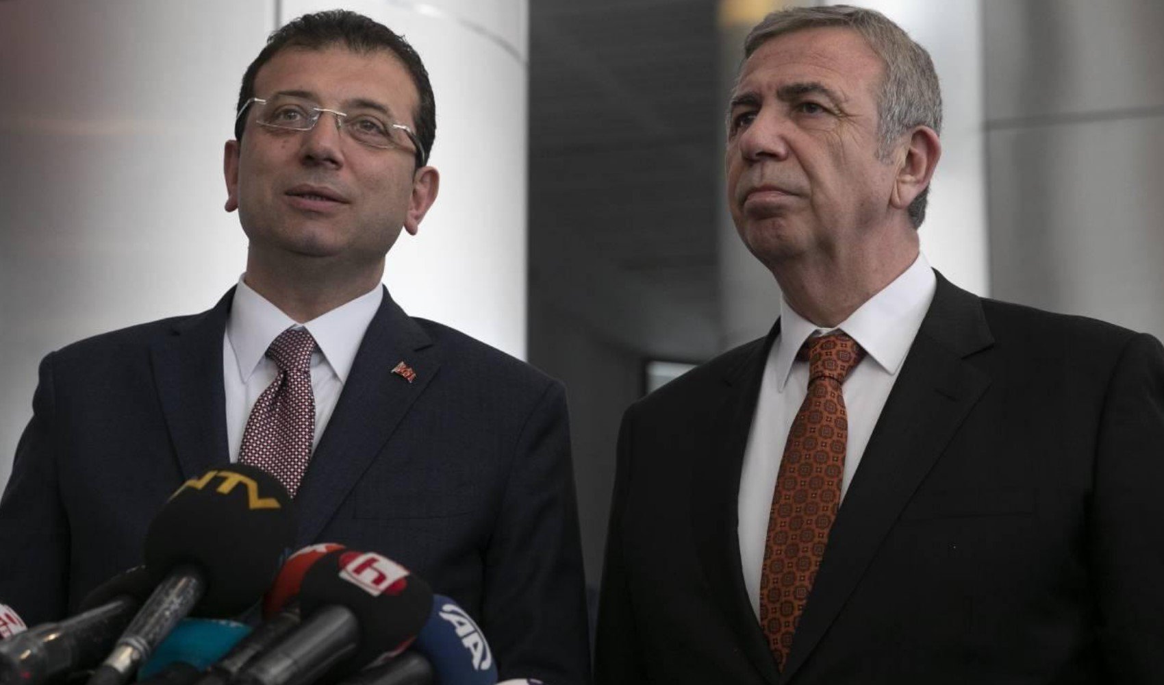 3 CHP'linin görüşme trafiğinin detayları belli oldu 3 CHP'linin görüşme trafiğinin detayları belli oldu