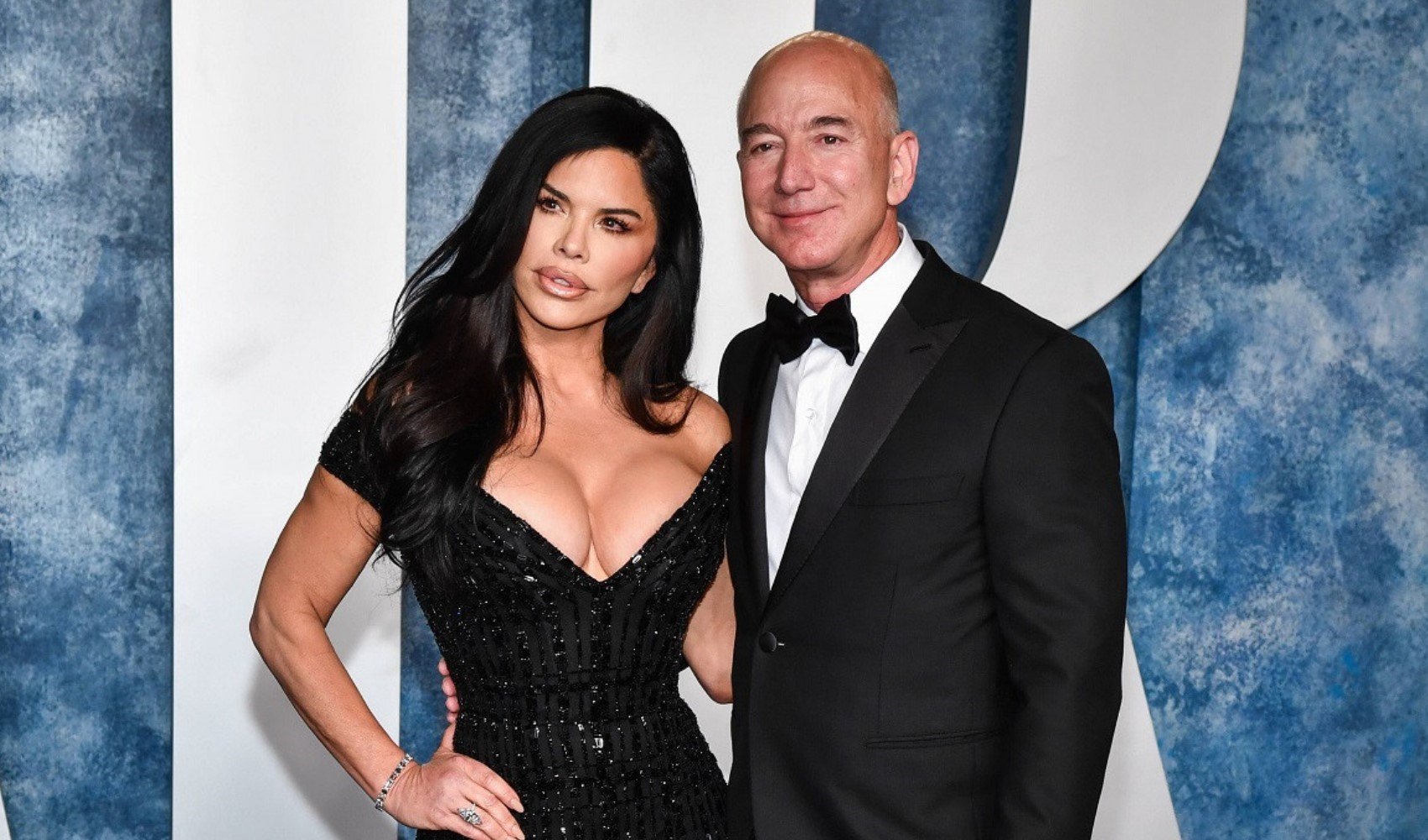 Jeff Bezos ile Lauren Sanchez Venedik'te görkemli bir düğünle evlendi Jeff Bezos ile Lauren Sanchez Venedik'te görkemli bir düğünle evlendi