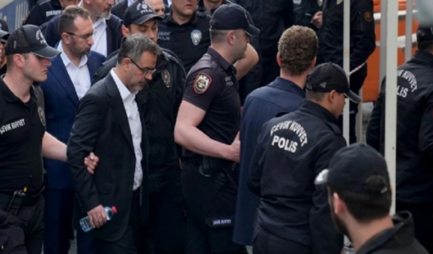 İBB soruşturmasında bir etkin pişmanlık daha... İBB soruşturmasında bir etkin pişmanlık daha...