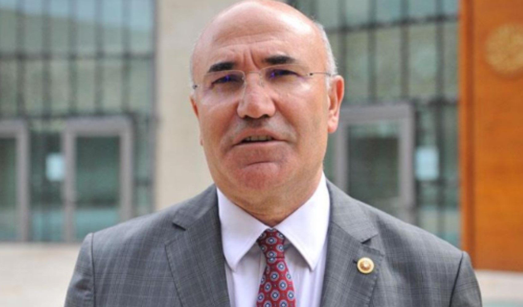 Mahmut Tanal'dan İrfan Değirmenci ve ters kelepçe tepkisi: İşkence emri Mahmut Tanal'dan İrfan Değirmenci ve ters kelepçe tepkisi: İşkence emri