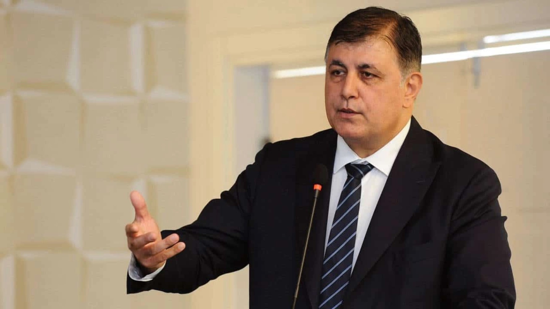 Cemil Tugay-DİSK savaşı! Düşük maaş iddialarını yanıtladı: 'Gerçekten yeter'