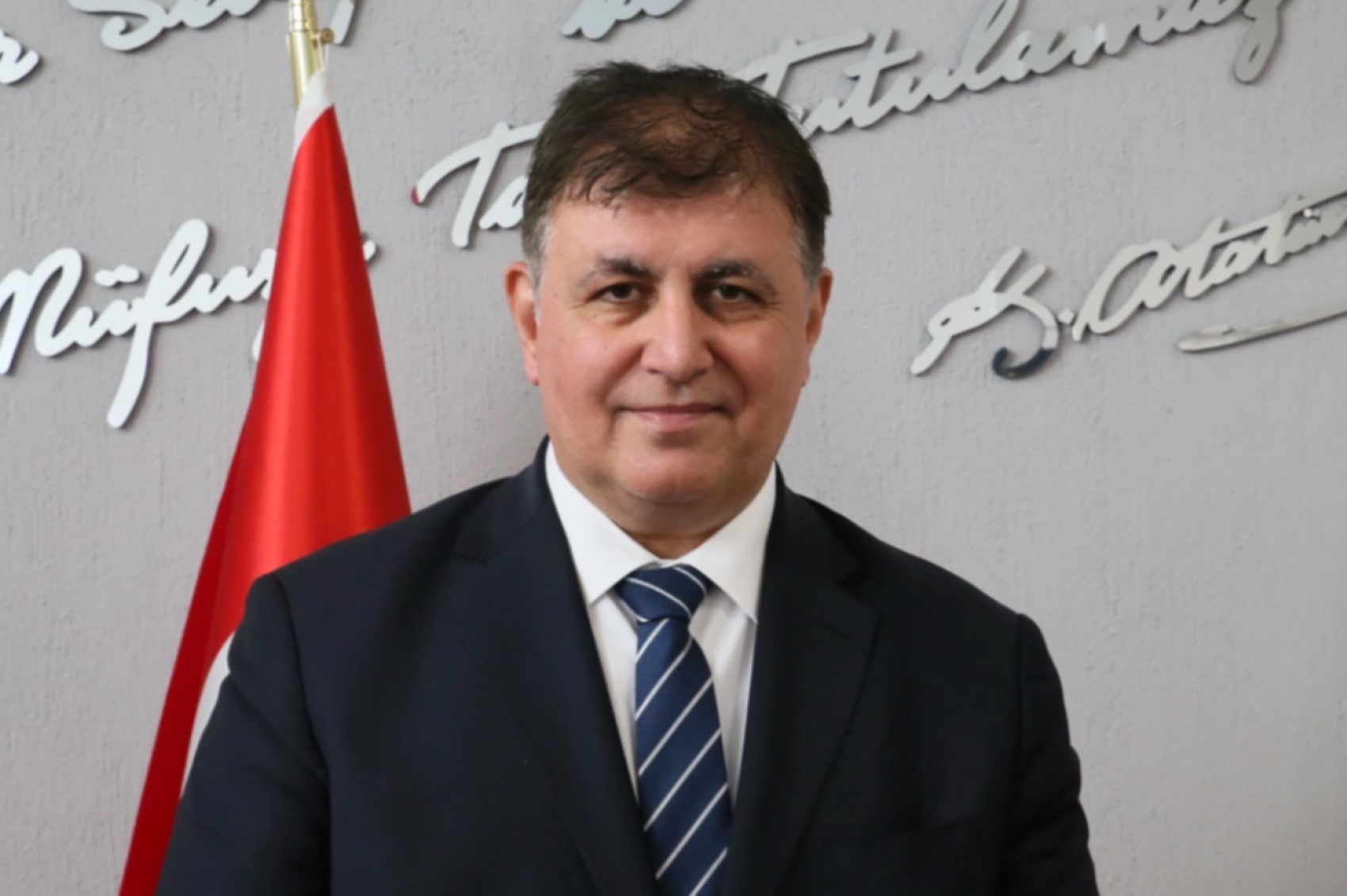 Cemil Tugay-DİSK savaşı! Düşük maaş iddialarını yanıtladı: 'Gerçekten yeter'