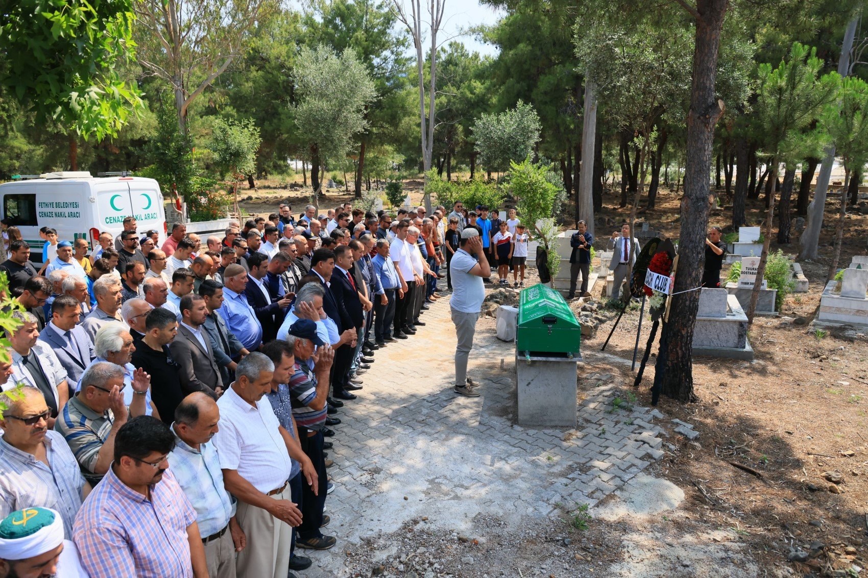 Marmaris depremi Afra Nur’u hayattan kopardı! Son yolculuğuna uğurlandı