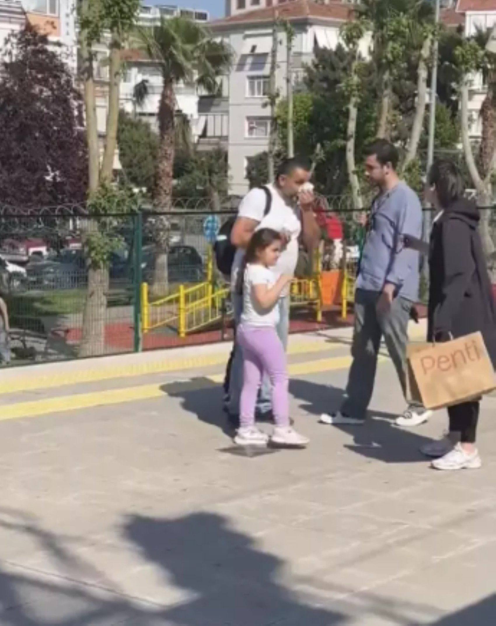 Marmaray'daki kavganın başlama anını anlattı: 'Başörtüme laf etti'