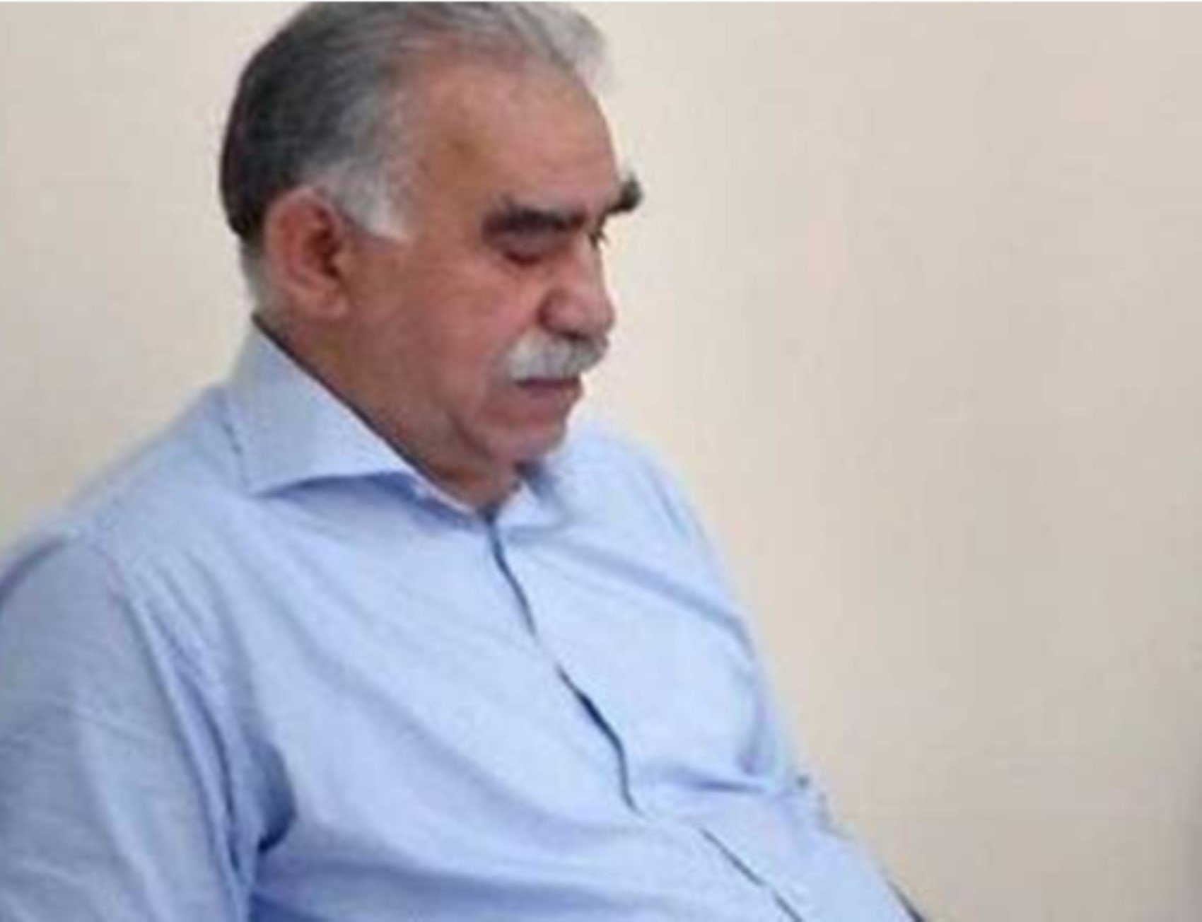 PKK elebaşı Öcalan’ın örgütün sözde kongresine gönderdiği yazı sızdı: Bahçeli'ye yönelik sözleri dikkat çekti: Örgüte 'beni anlamıyorsunuz' mesajı