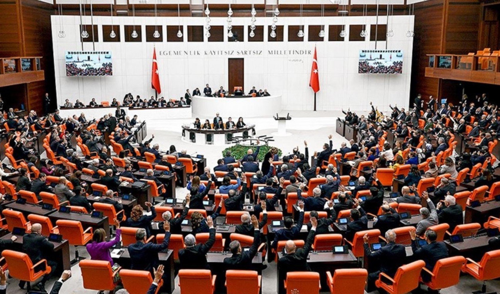 TBMM’de başkanlık yarışı başladı: Gözler gizli oylamada