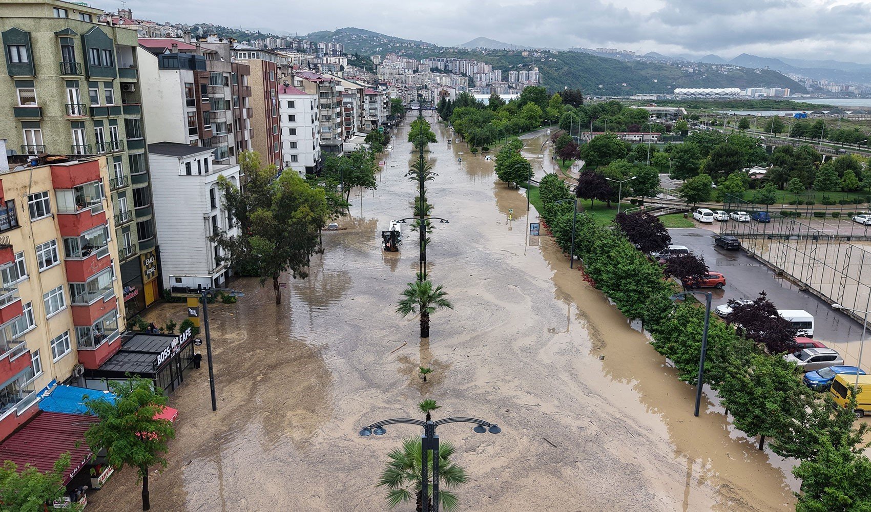 Trabzon’da sağanak felaketi: Şehir sular altında kaldı Trabzon’da sağanak felaketi: Şehir sular altında kaldı