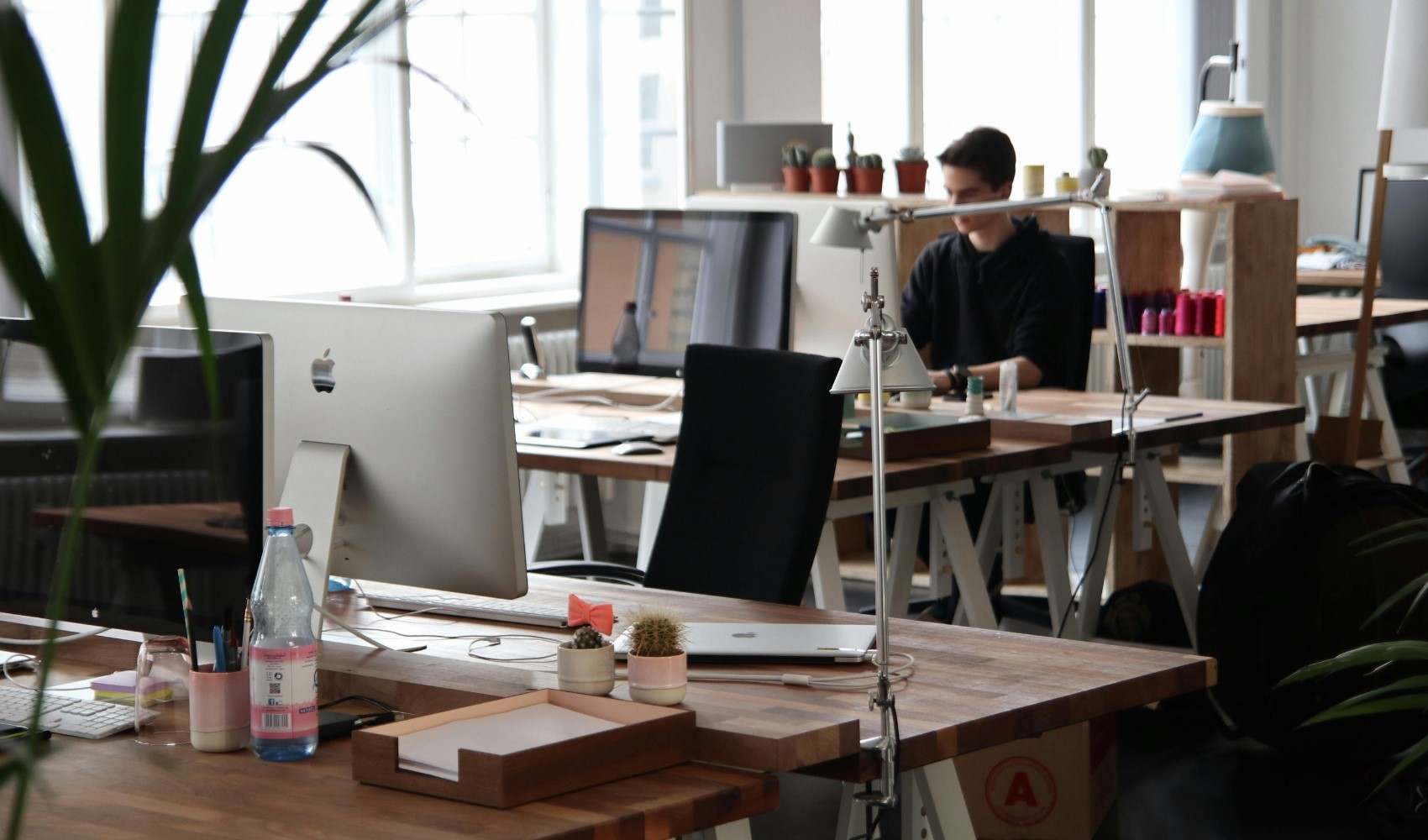 Ofis ortamında huzuru bozan yiyeceklerden kaçının