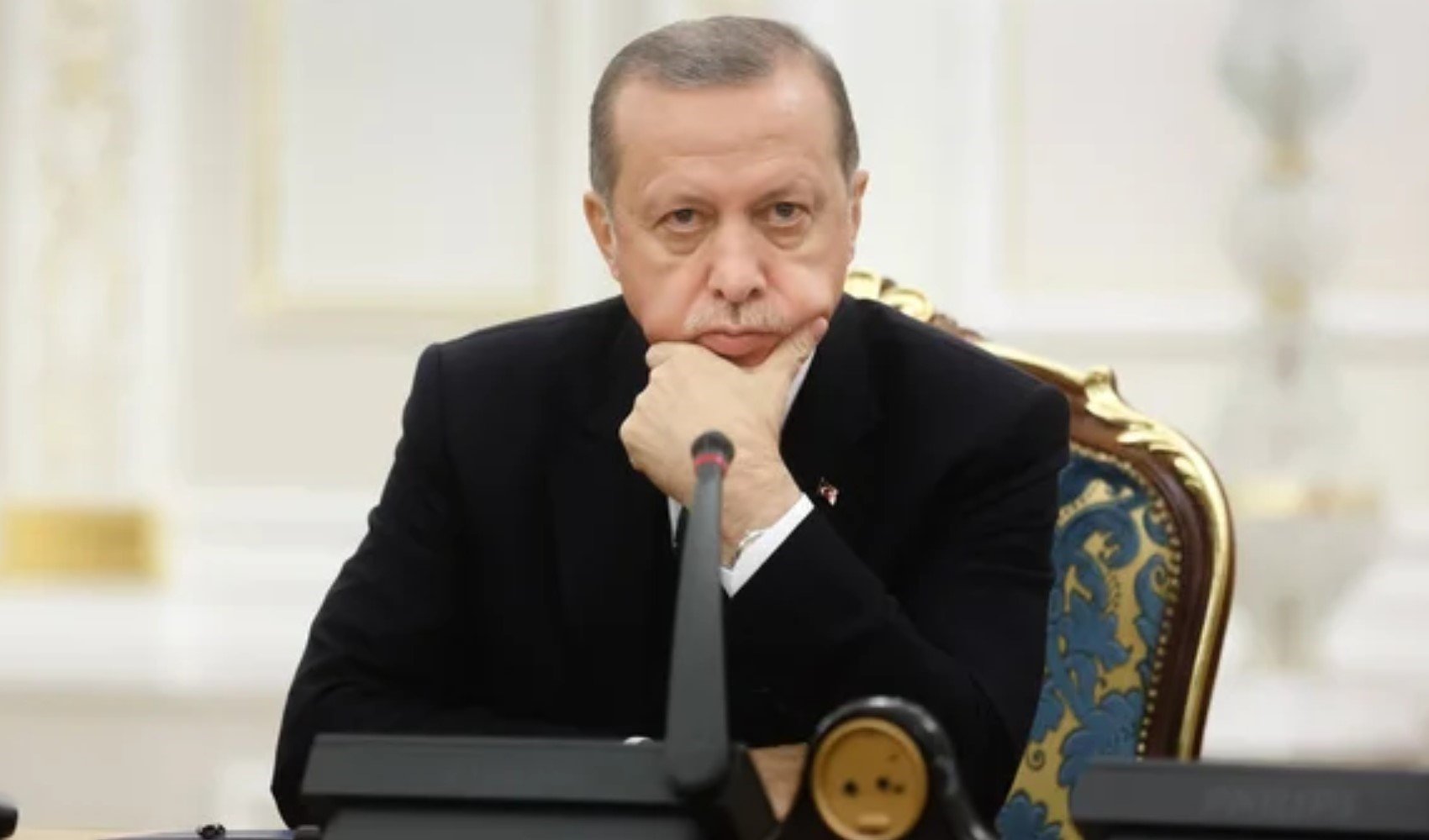 Erdoğan'ı kızdıracak sözler! Eski yol arkadaşı uyardı Erdoğan'ı kızdıracak sözler! Eski yol arkadaşı uyardı