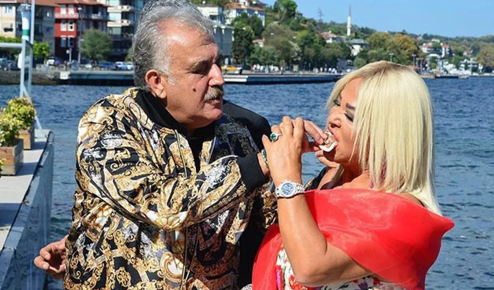Bodrum’da iki lahmacun ve bir kebap şaşkınlığı: Safiye Soyman ve Faik Öztürk’ün hesabı dudak uçuklattı