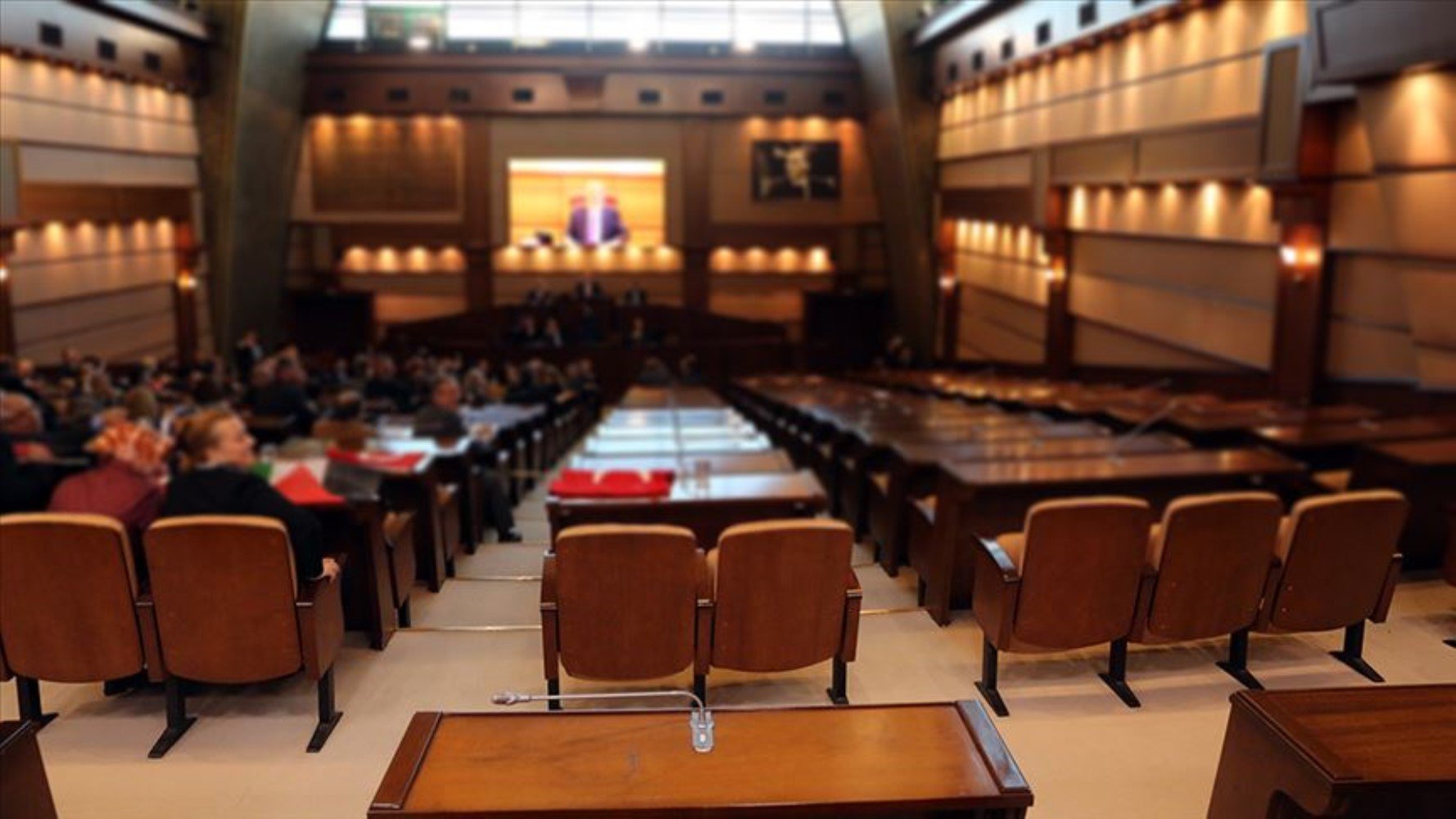 O ilçede dengeler değişti: Gaziosmanpaşa Belediyesi AKP'ye geçiyor?