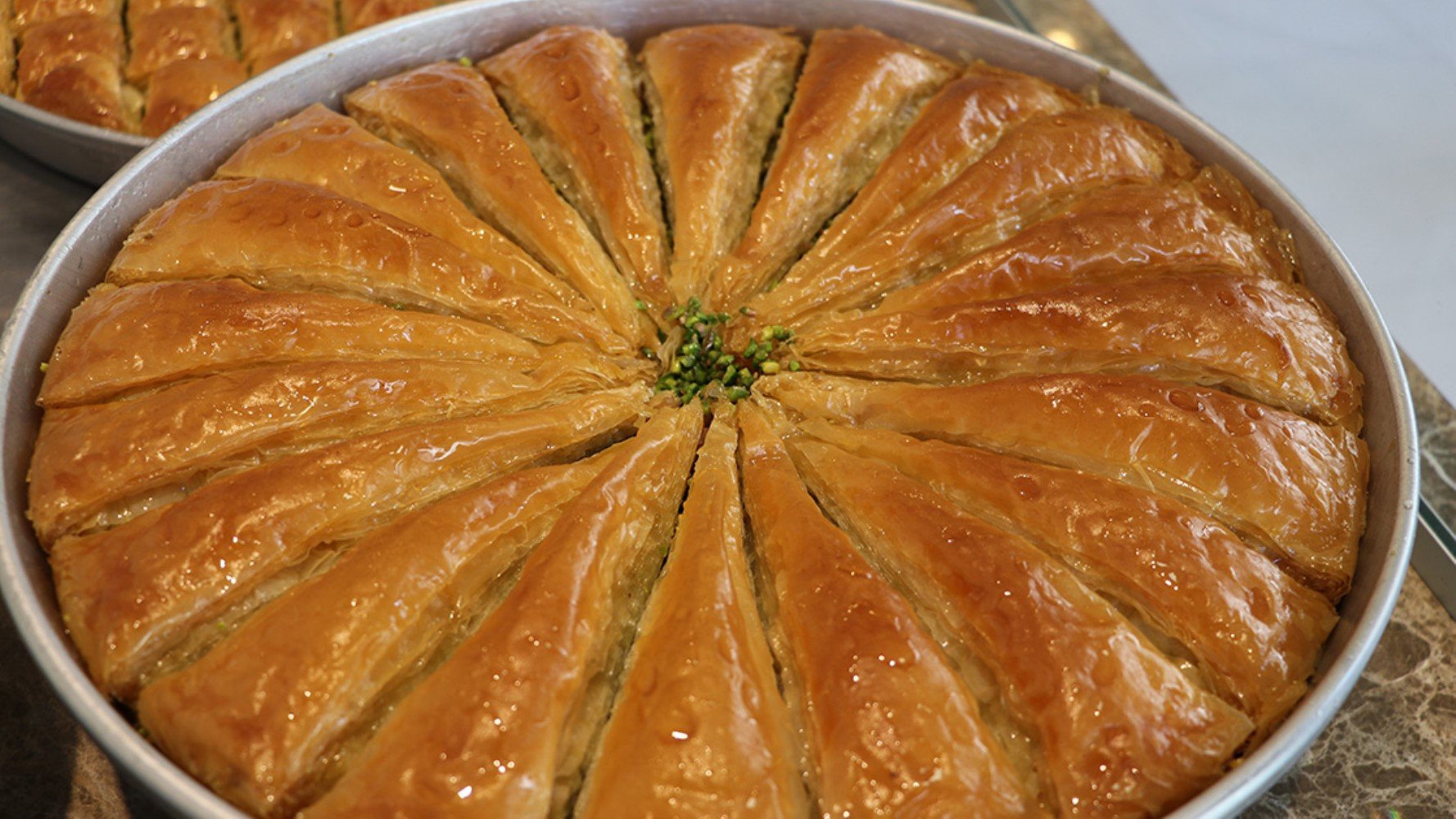 Bayram sofralarının tatlı telaşı! Baklava fiyatlarında son durum ne?