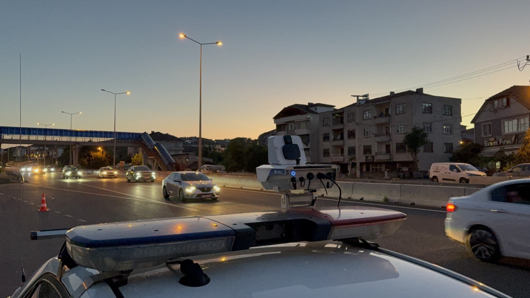 Yapay zeka destekli radar yollarda: 4 günde 526 bin lira ceza yazıldı