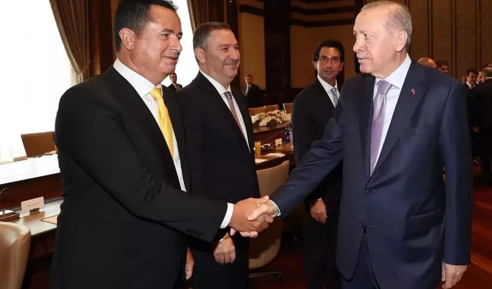 Cumhurbaşkanı Erdoğan ve Acun Ilıcalı arasında dikkat çeken 'yapı' diyaloğu! Yaptığı görüşmenin detaylarını aktardı: Erdoğan, Ilıcalı'ya ne dedi? Cumhurbaşkanı Erdoğan ve Acun Ilıcalı arasında dikkat çeken 'yapı' diyaloğu! Yaptığı görüşmenin detaylarını aktardı: Erdoğan, Ilıcalı'ya ne dedi?