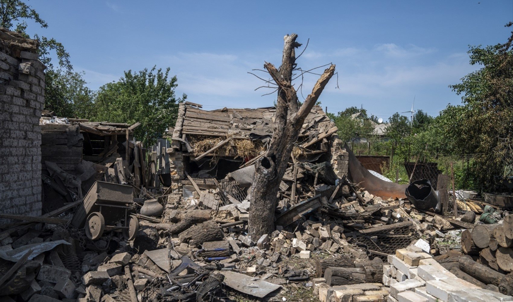 Rusya, Sumi ve Donetsk’te iki köyü daha kontrolüne aldı