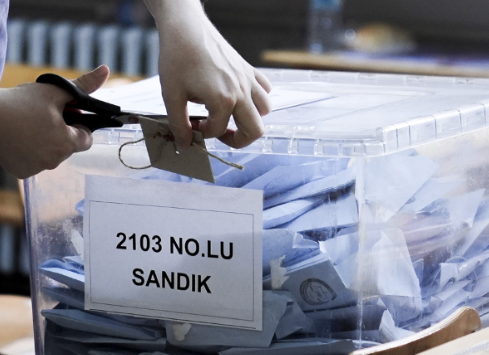 İşte son anket sonuçları... CHP'den tarihi fark: Aradaki fark ilk kez bu kadar arttı