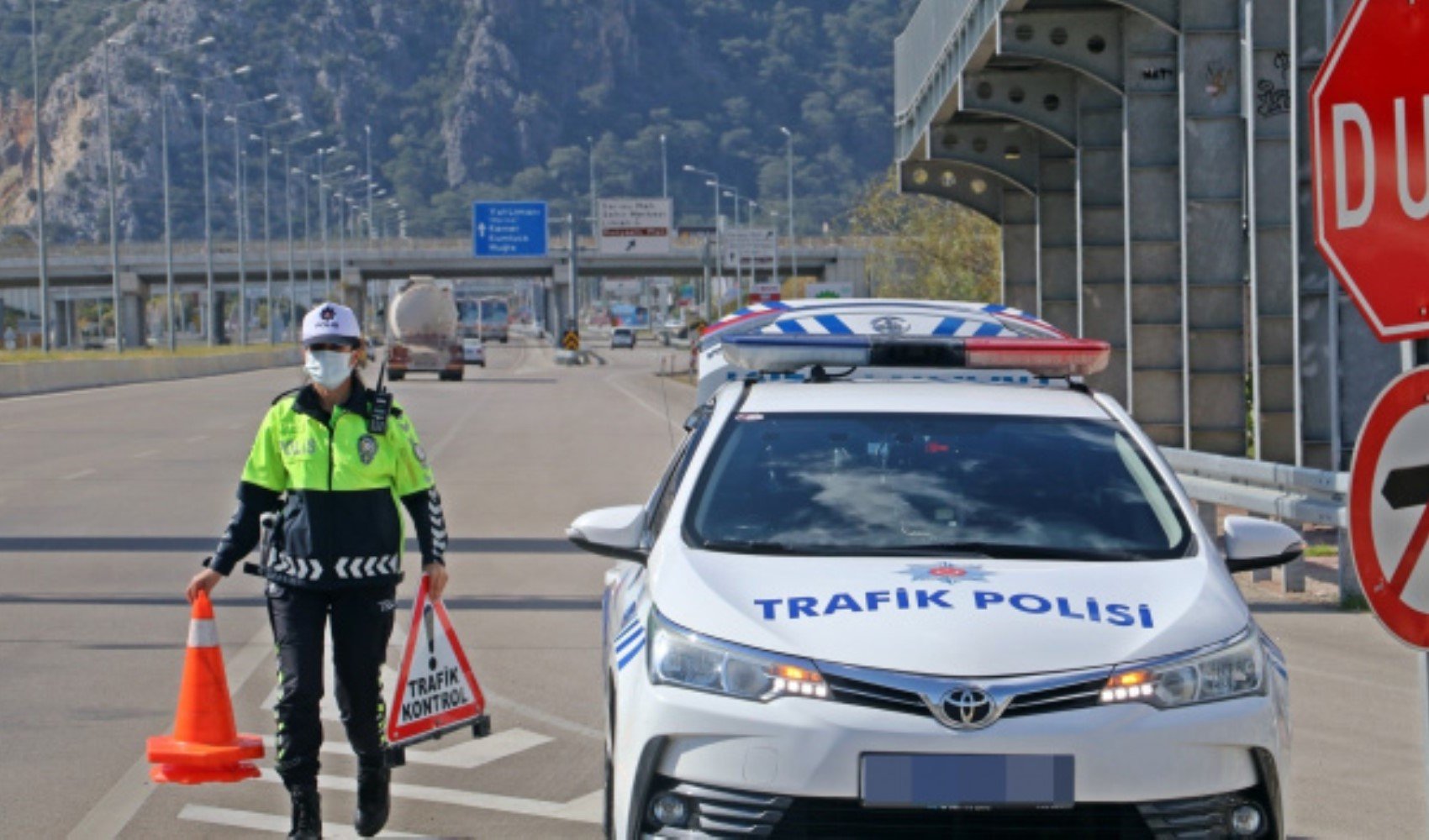 Direksiyon başında uyuyakaldı: Ehliyetine 2043'e kadar el konuldu