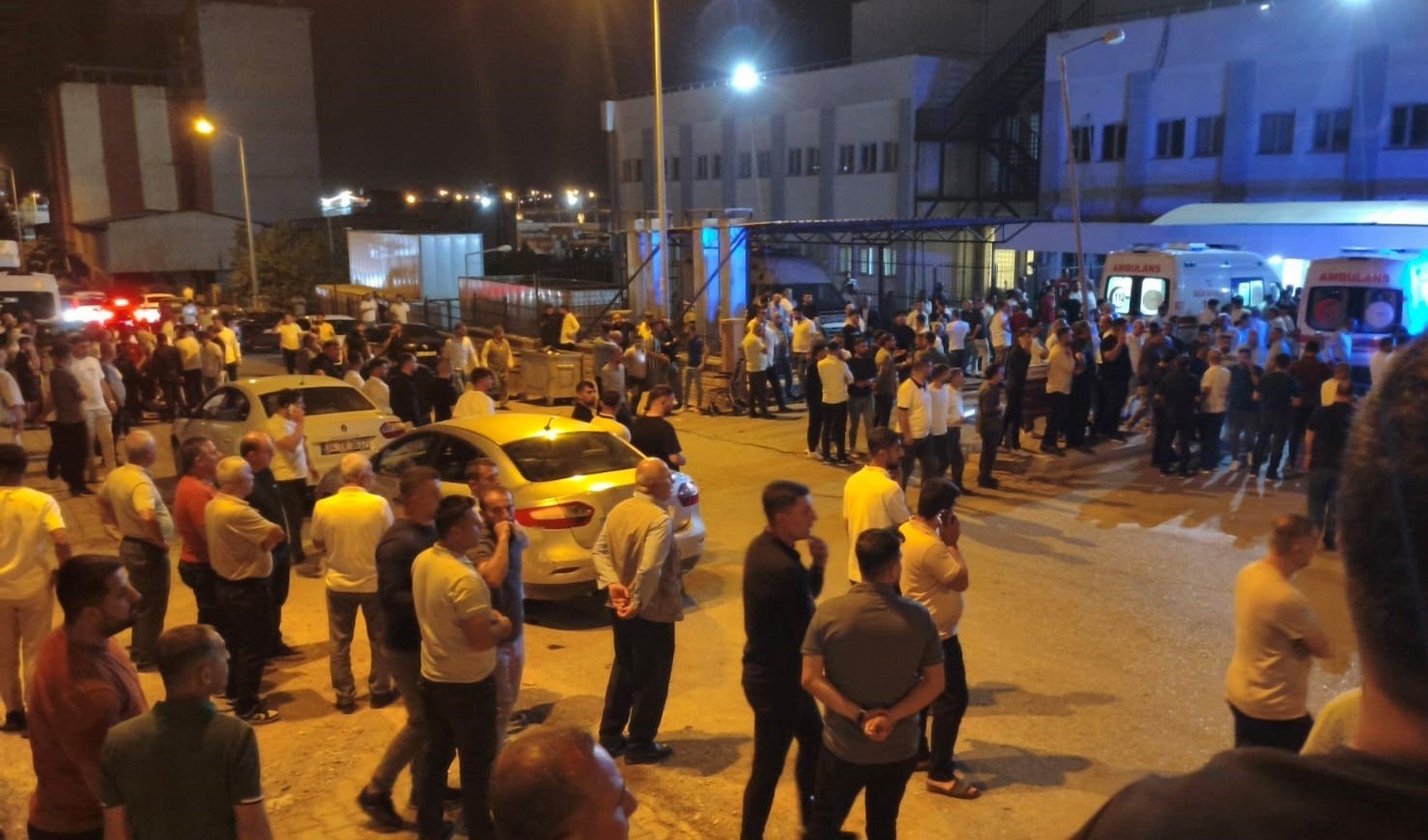Düğün salonuna silahlı saldırı