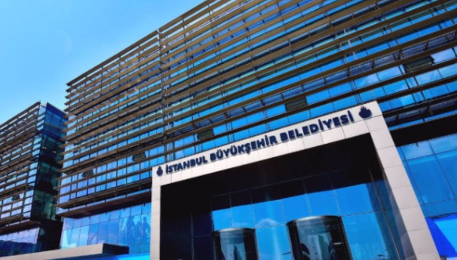 İktidar medyasının iddiaları çürüdü: İBB'den rüşvet iddialarına yanıt
