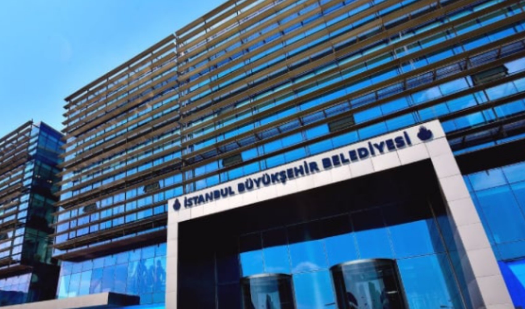İktidar medyasının iddiaları çürüdü: İBB'den rüşvet iddialarına yanıt İktidar medyasının iddiaları çürüdü: İBB'den rüşvet iddialarına yanıt