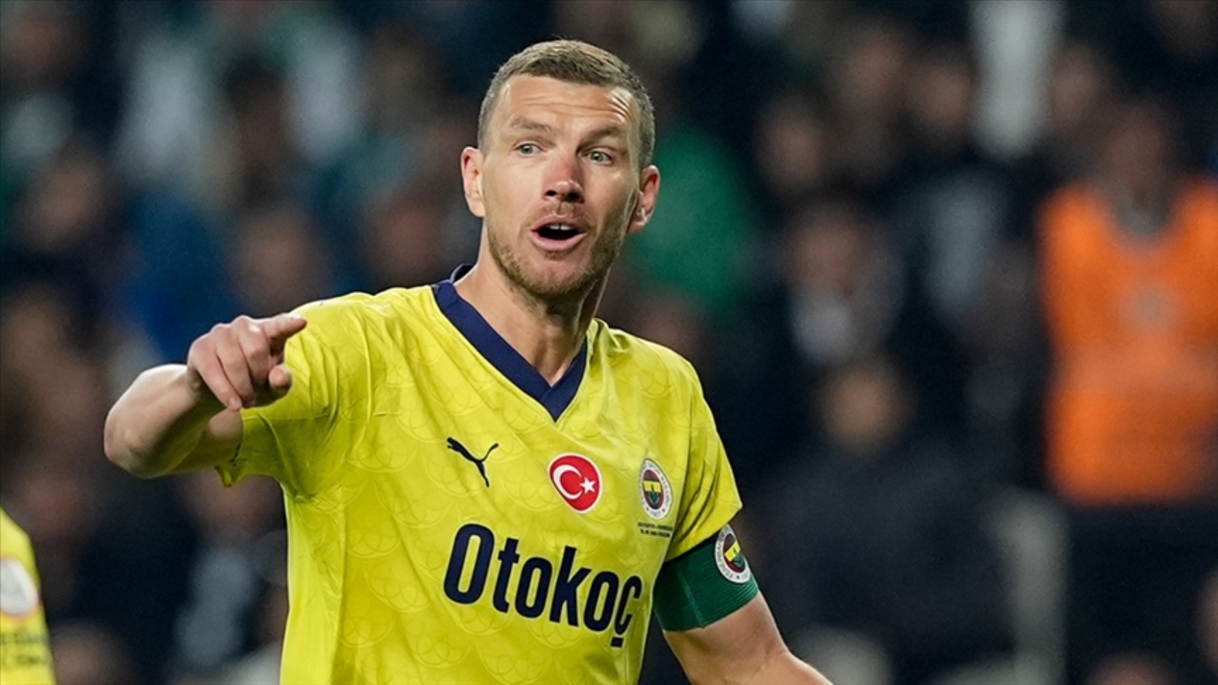 Edin Dzeko transferinde sıcak gelişme! Sözleşmenin ayrıntıları belli oldu