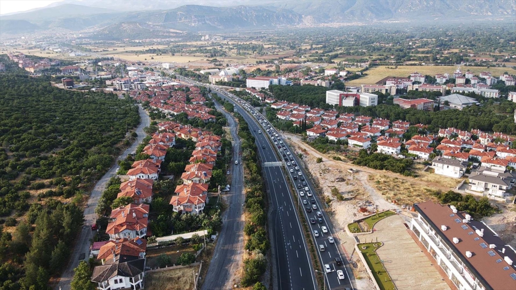 Tatilciler Muğla’dan ayrılıyor! Trafik yoğunluğu artıyor
