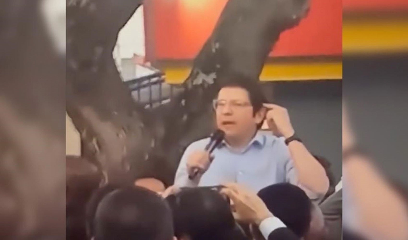 Kolombiya'da cumhurbaşkanı adayına suikast girişimi! Saldırganın yaşı şoke etti