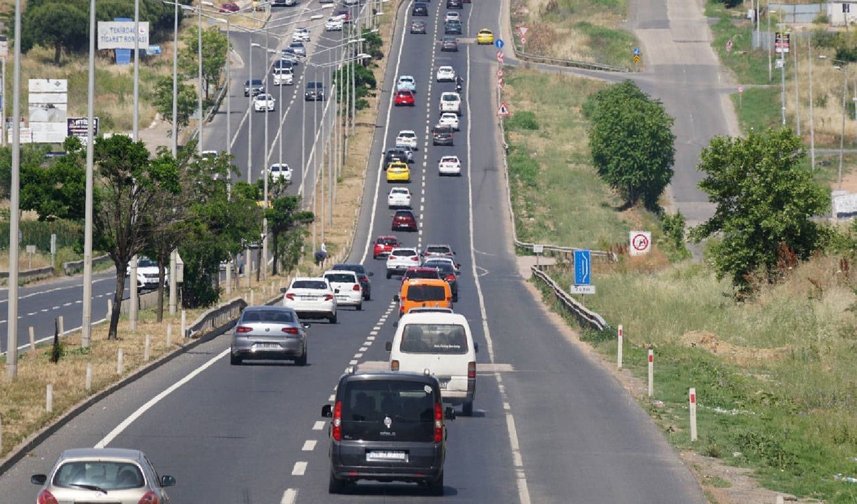 Bayram sona eriyor: İstanbul'a dönüş yolunda kademeli yoğunluk başladı