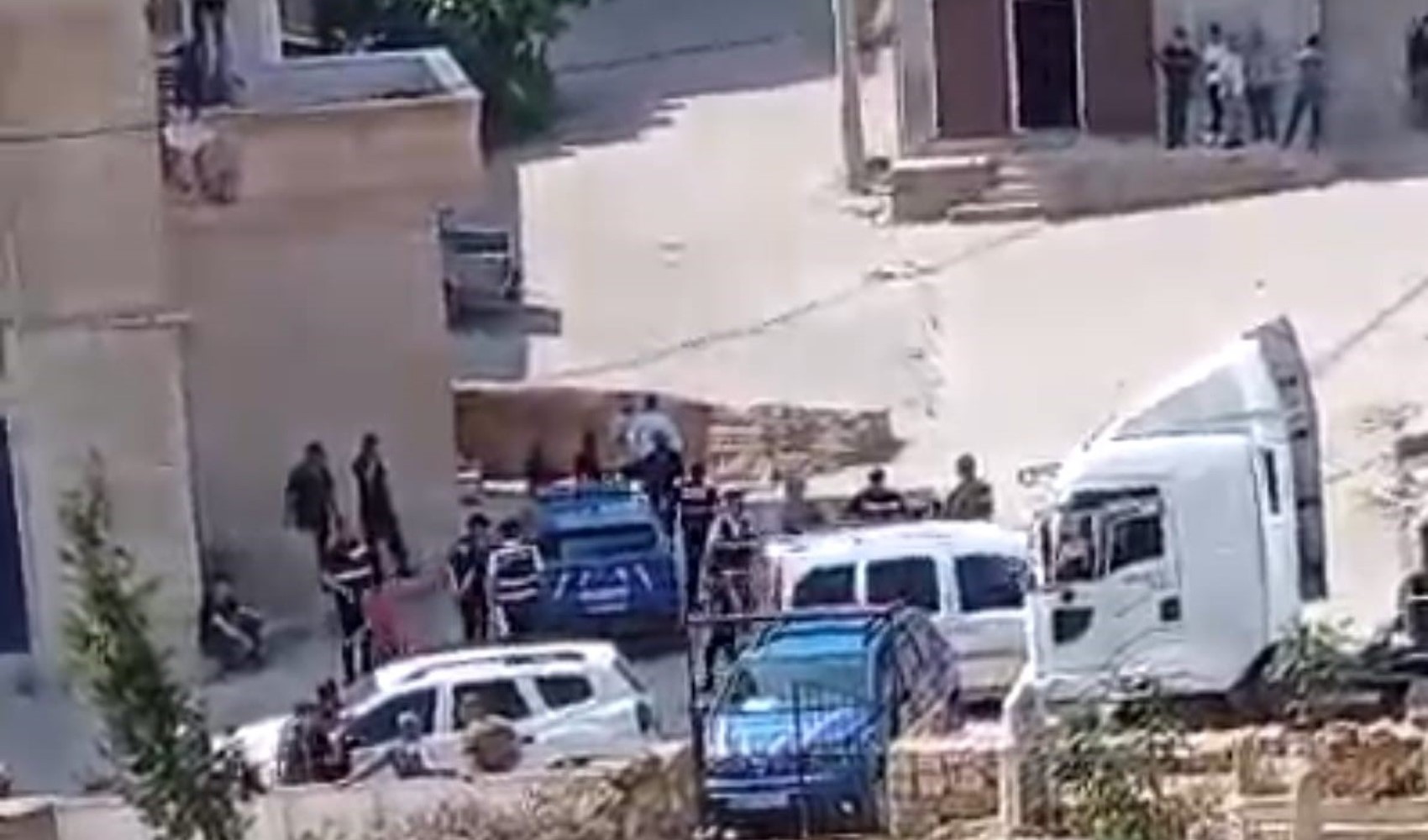 Mardin’de akraba kavgası: 1 ölü, 10 yaralı