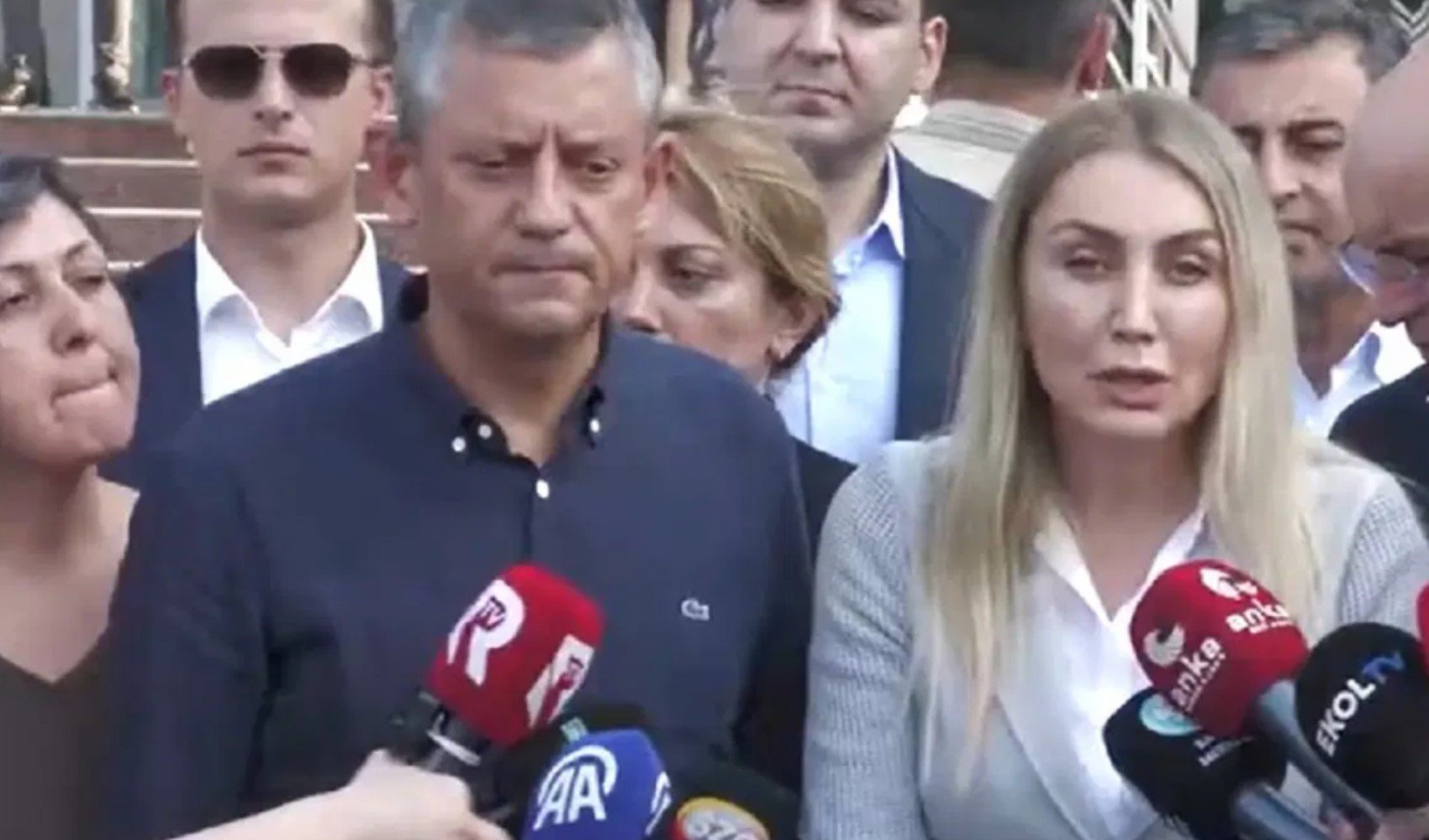 Dilek İmamoğlu ve Özel'den Zeyrek’e destek ziyareti: Sağlık durumu hakkında açıklama geldi