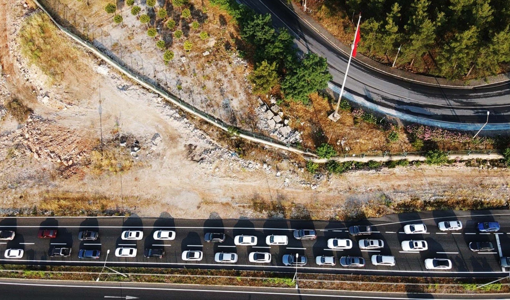 Tatilciler Muğla’dan ayrılıyor! Trafik yoğunluğu artıyor Tatilciler Muğla’dan ayrılıyor! Trafik yoğunluğu artıyor