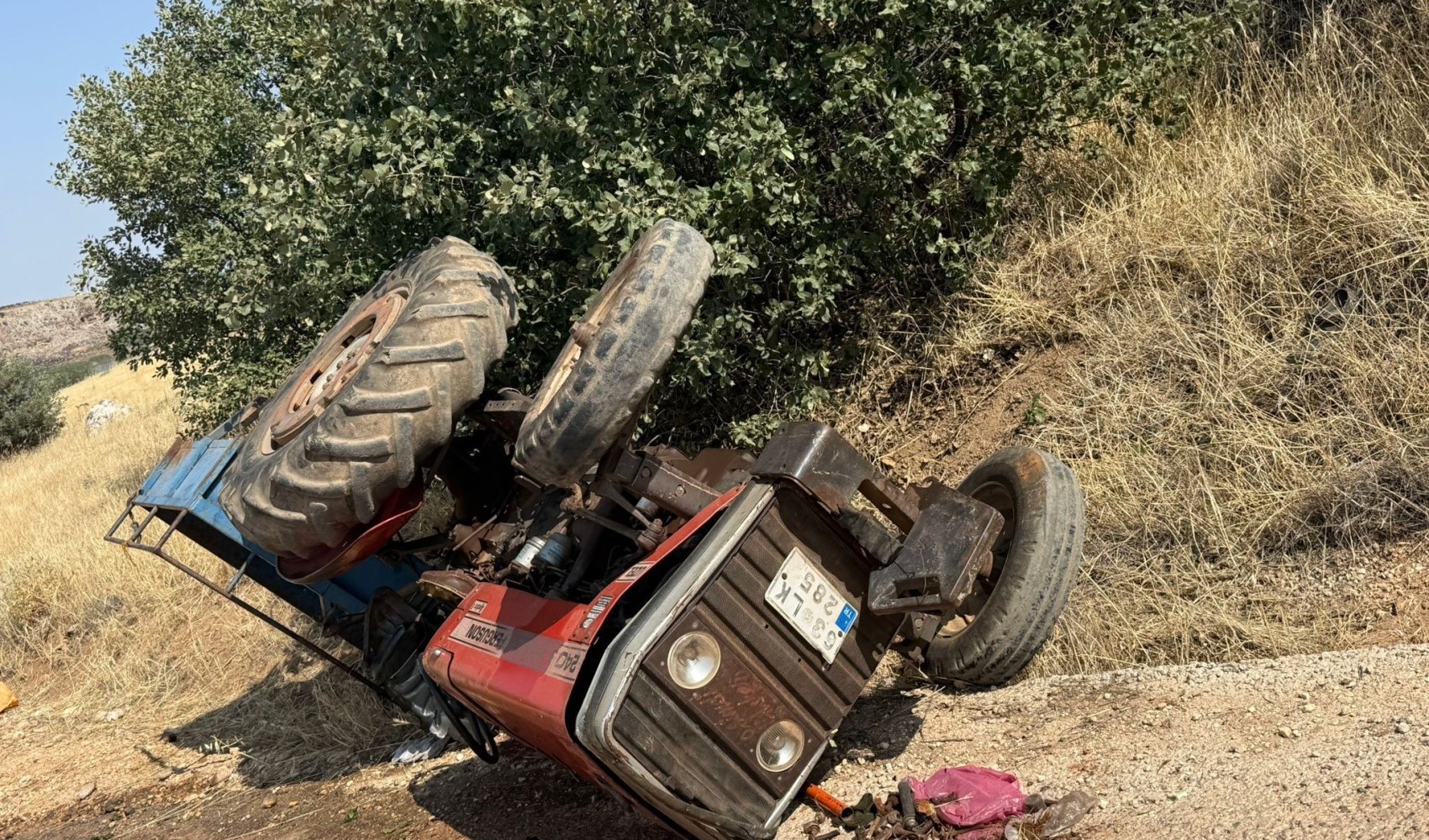 Halfeti’de traktör kazası: 3 yaralı