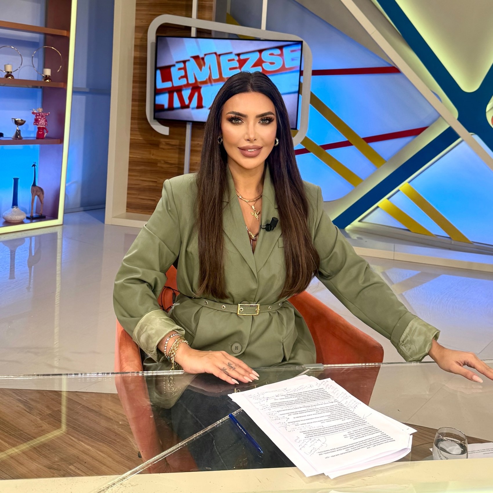AKP’li Osman Gökçek’in kanalı Beyaz TV kaynıyor: Uyuşturucu ve fuhuş iddialarından sonra Didem Delen’den açıklama geldi! Gündeme oturacak Hadise - Reza Zarrab itirafı...