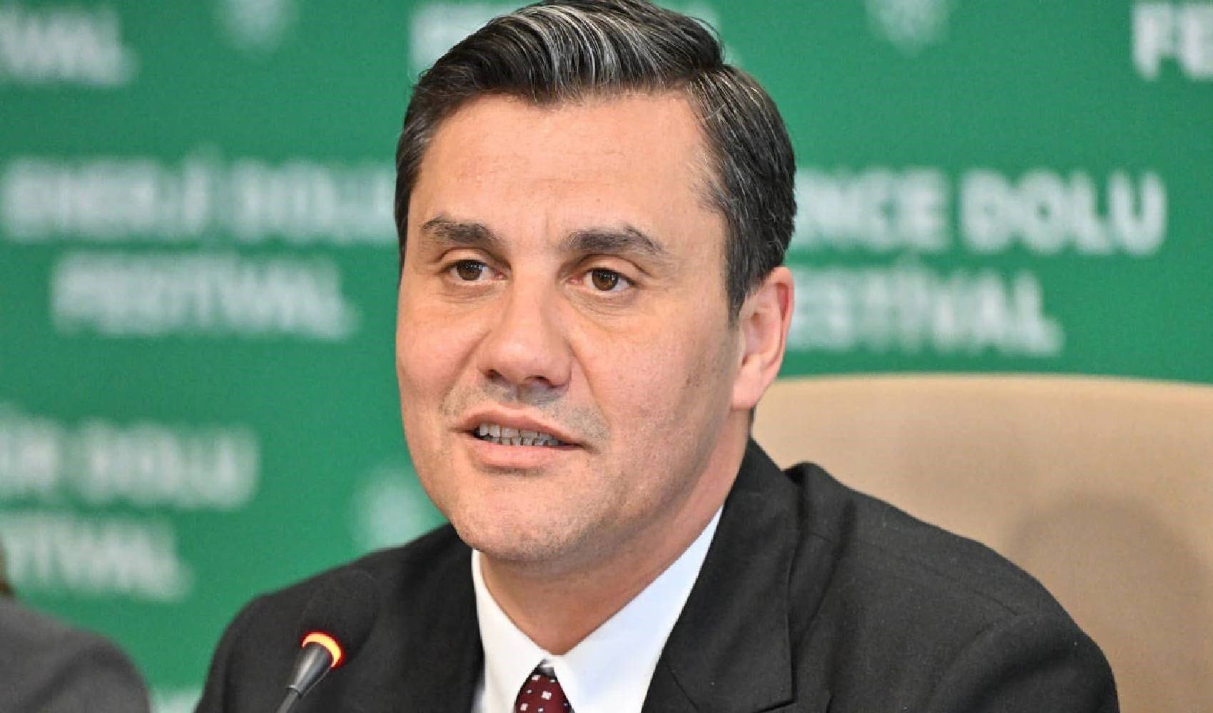 Hayatını kaybeden Ferdi Zeyrek kimdir? İşte Ferdi Zeyrek’in biyografisi, siyasi kariyeri ve görevleri...