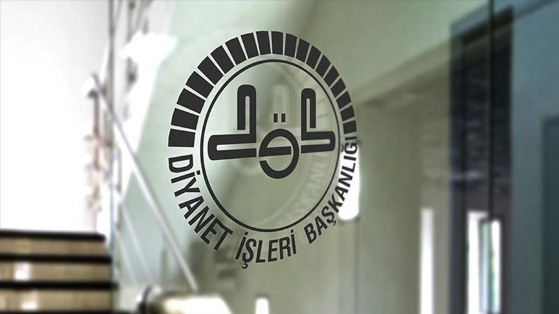 Türkiye'de en çok güvenilen kurum belli oldu: Her 4 kişiden 1'i...