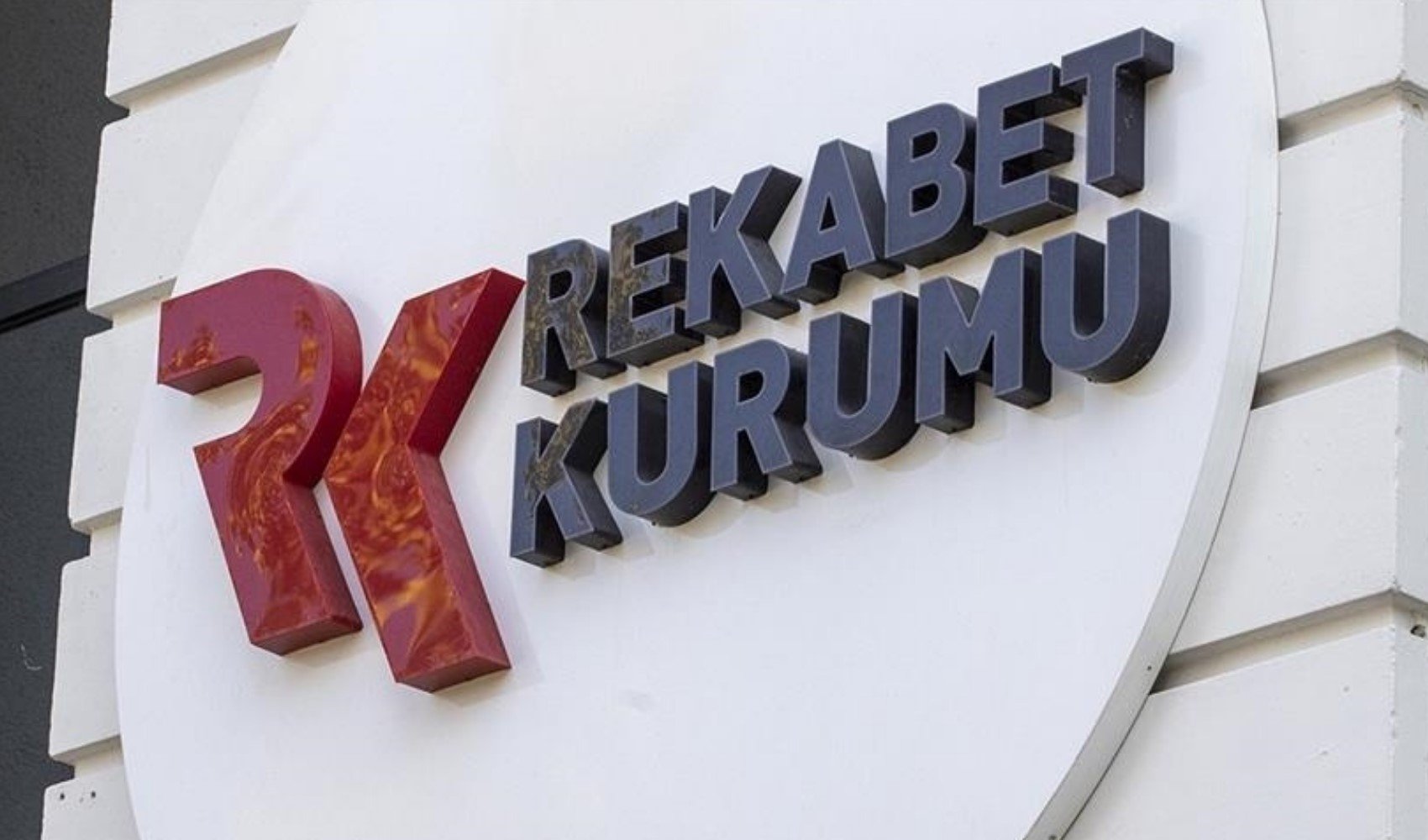 Rekabet Kurumu iki firmaya ceza kesti