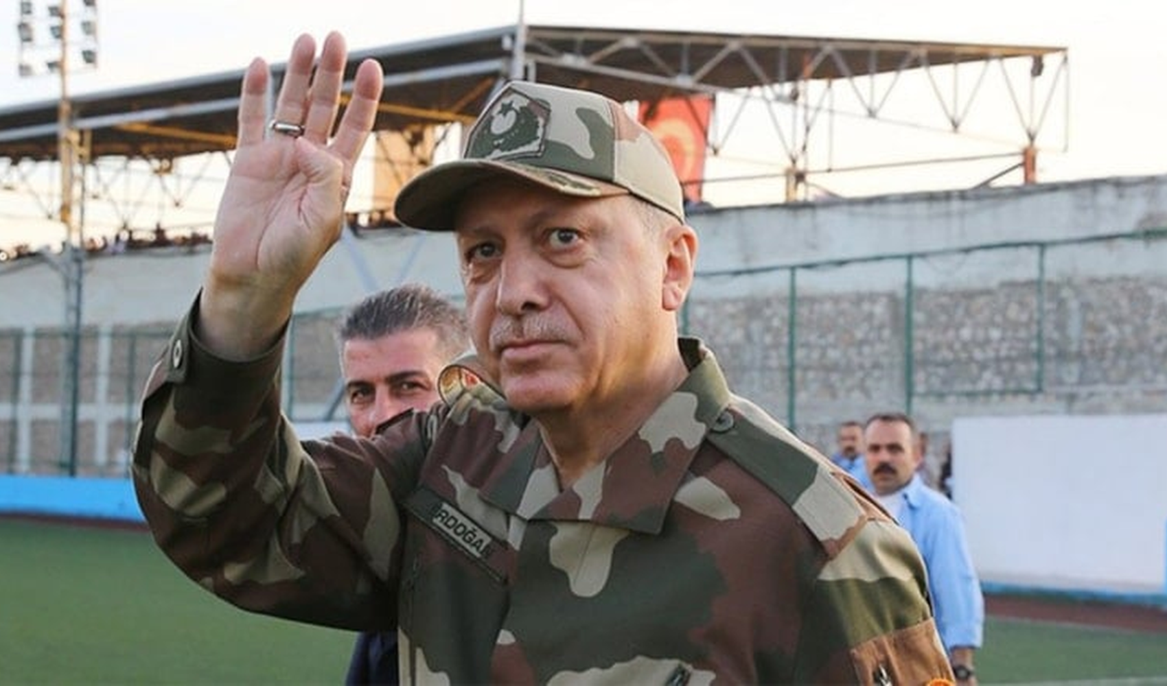 Erdoğan'a yeni yetki TBMM'de kabul edildi: Yaş sınırını uzatabilecek