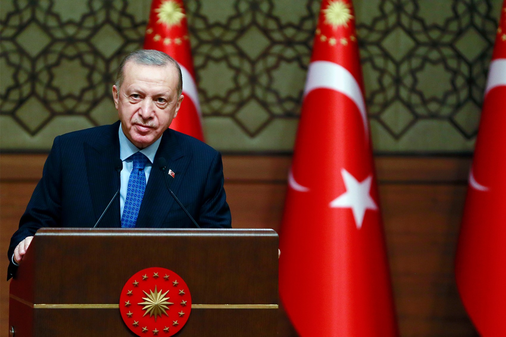 Erken seçime kapıları kapatan Erdoğan'a kötü haber! Yeniden adaylığı soruldu