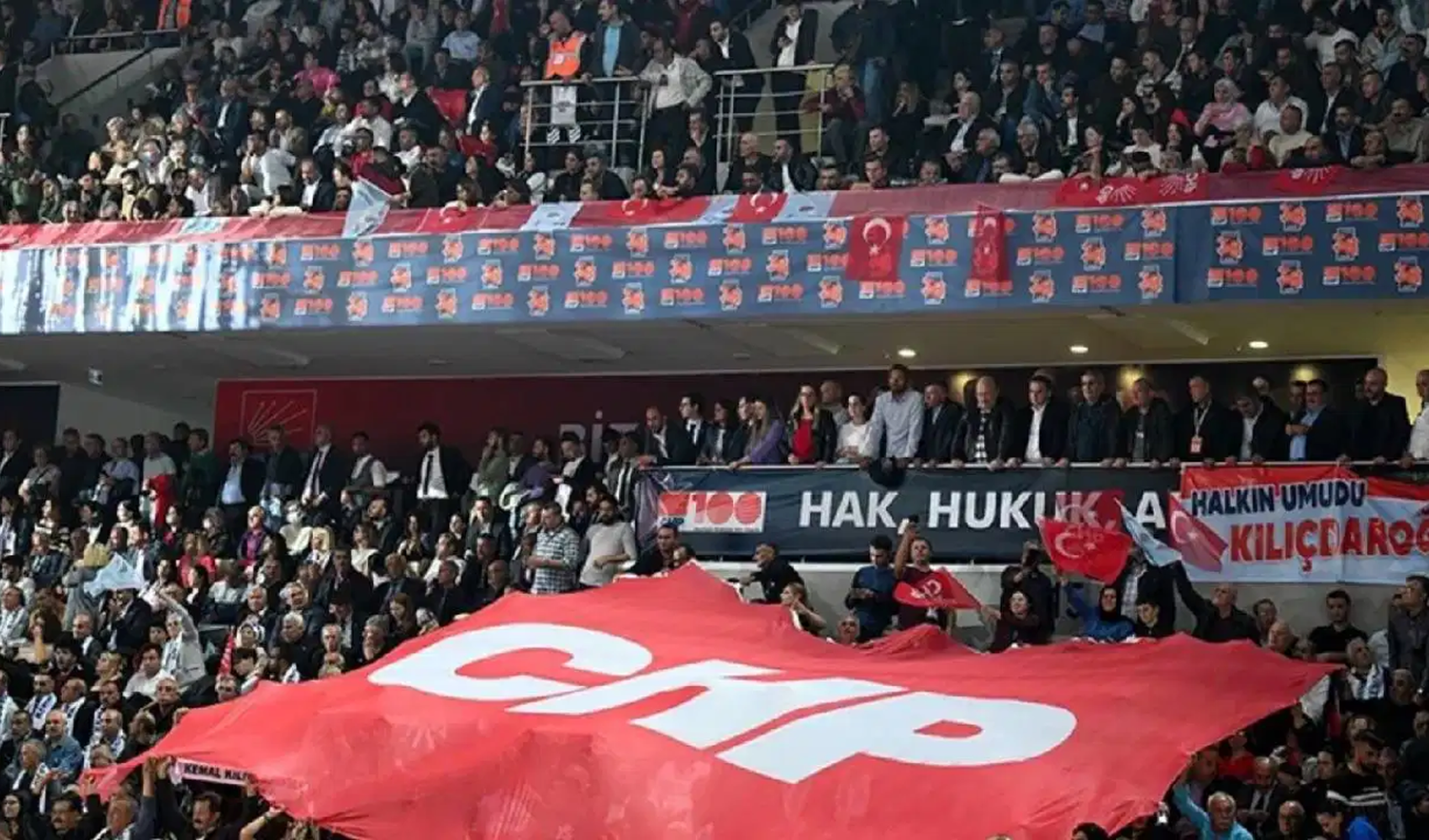 CHP kurultayına ilişkin dava ertelendi